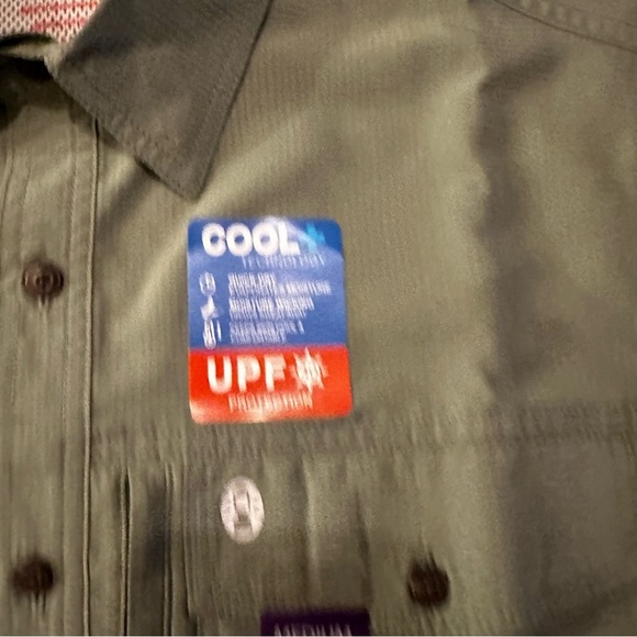 Coleman Performance Short Sleeve Button Down Shirt - Picture 6 of 7